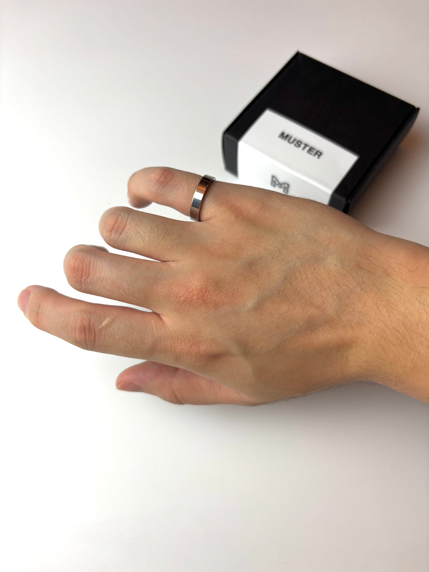 Muster Silver Band Ring